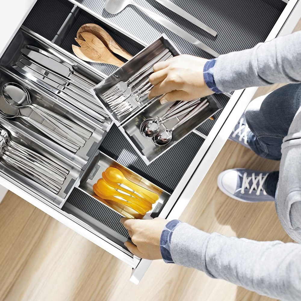 CUBERTERO EUROBOX PLUS COMBINACIONES HABITUALES Y DIVISORIOS BLUM ORGA-LINE 
