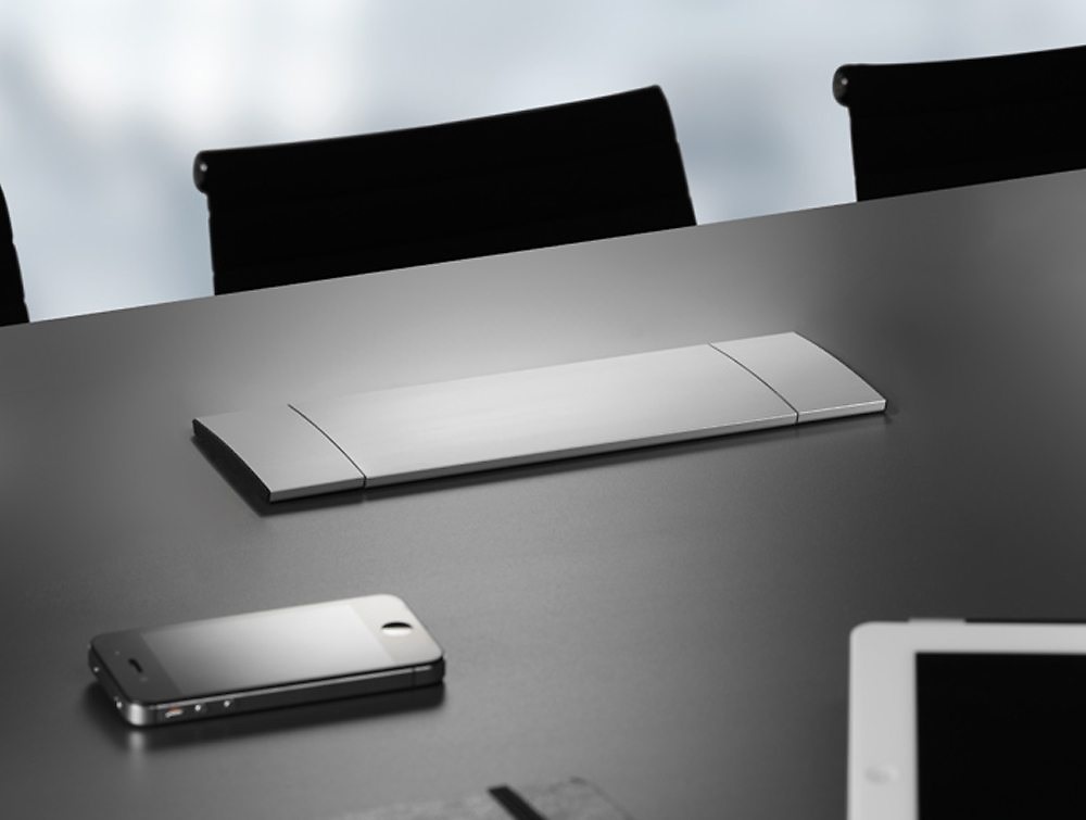 POWER FRAME COVER REGLETA ENCASTRABLE COMPACTA CON TAPA PLATA 