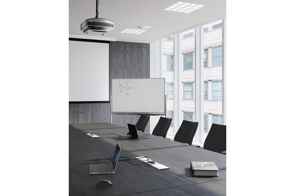 REGLETA PARA MESA DE TRABAJO PRESTINO EMPOTRADO DESLIZANTE 