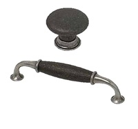TIRADOR MOD. CARCASONA ZAMAK PLATA VIEJA/HIERRO NEGRO